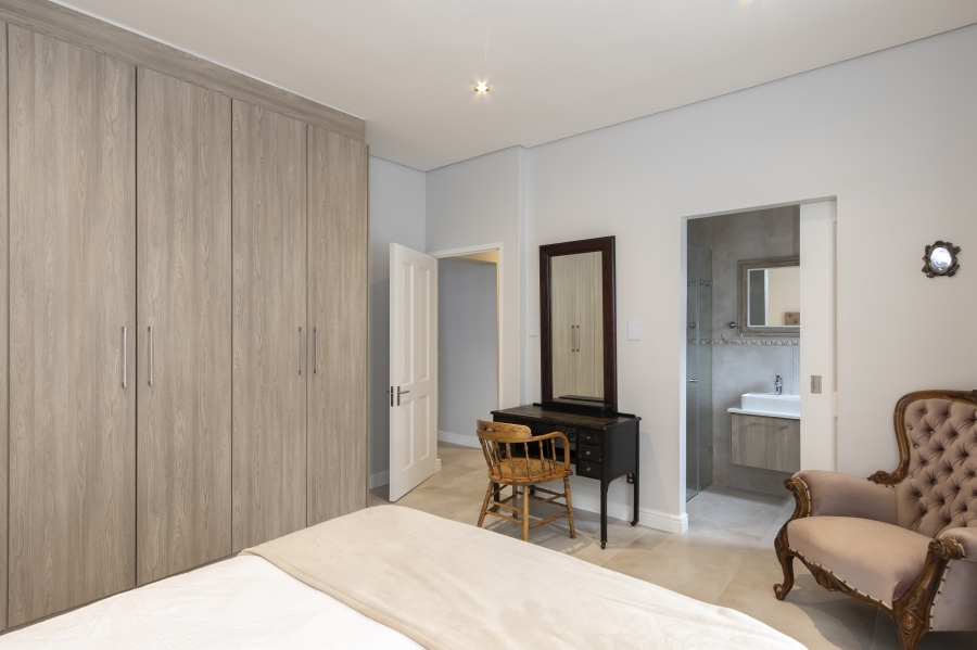 5 Bedroom Property for Sale in Dennegeur Western Cape